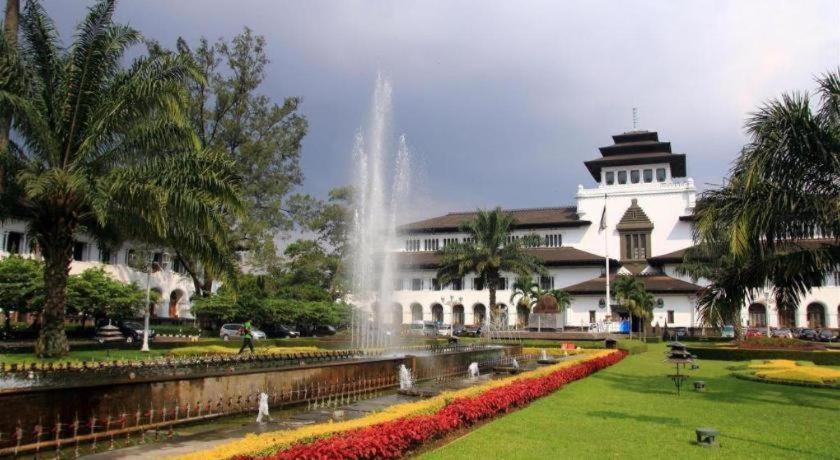 Nalendra Hotel Bandung Luaran gambar